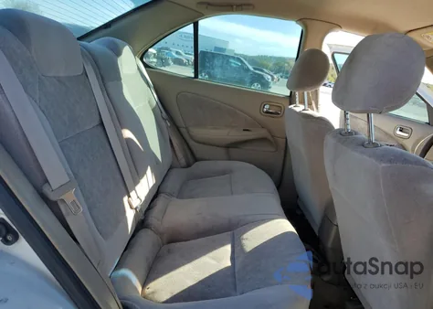 2000 Nissan Sentra Base z USA, uszkodzony, nr VIN 3N1CB51D6YL352670